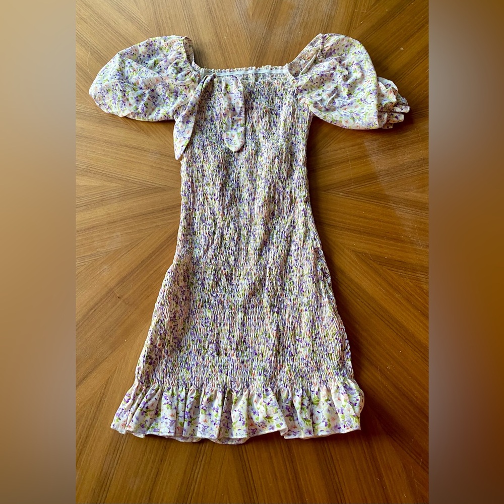 Women’s Floral Size XS Dress with Puff Sleeves NWT